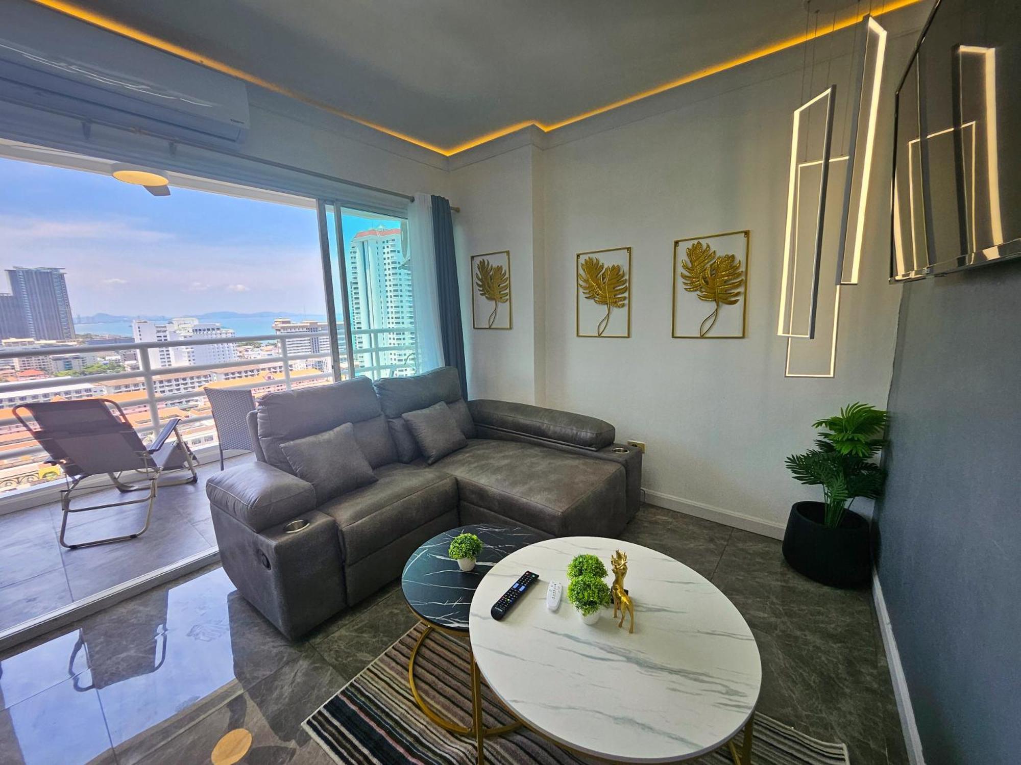View Talay 5 Jomtien Beachfront Pattaya Ngoại thất bức ảnh