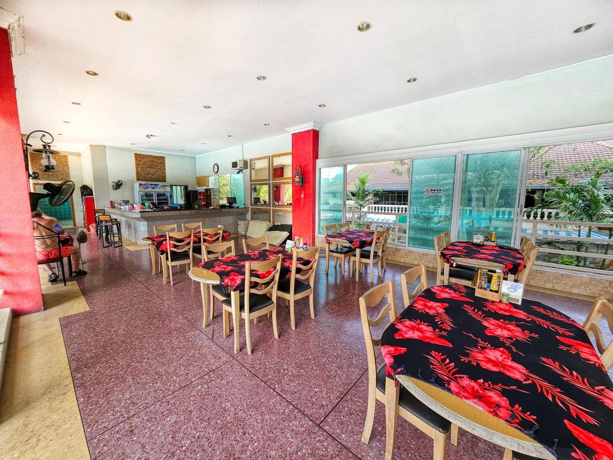 View Talay 5 Jomtien Beachfront Pattaya Ngoại thất bức ảnh